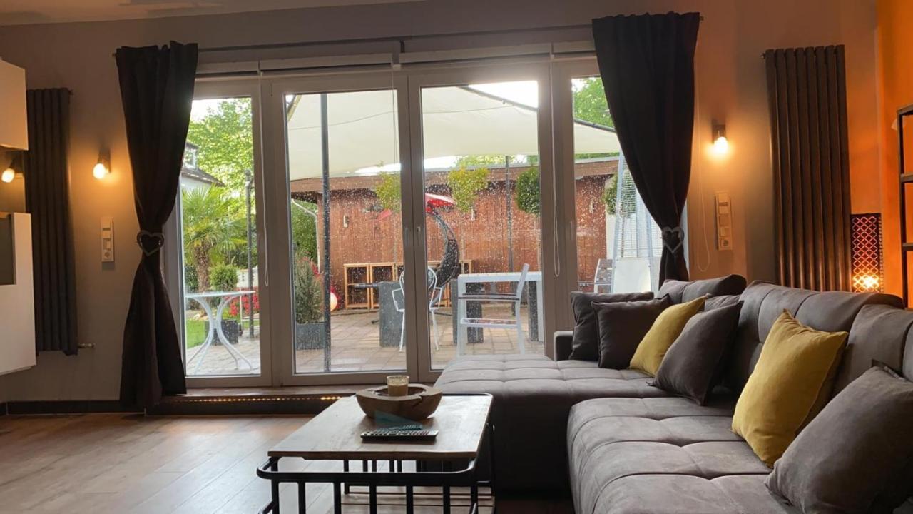 Stadtvilla Intzeplatz - Apartment Borkum Remscheid Exterior foto